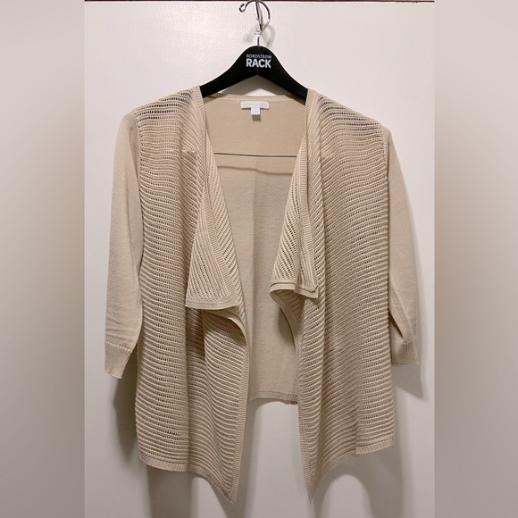 Lightweight ⭐️ waterfall cream 3/4 sleeve sweater - NEW YORK & CO - sz small - Picture 1 of 6